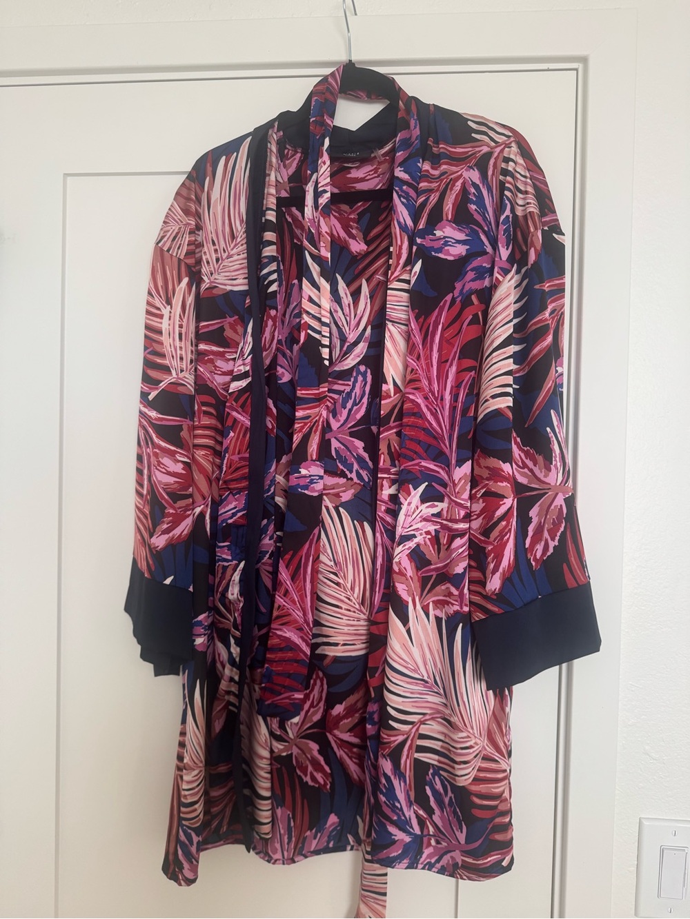 Tropical Leaf Print Kimono Cardigan in Pink & Navy